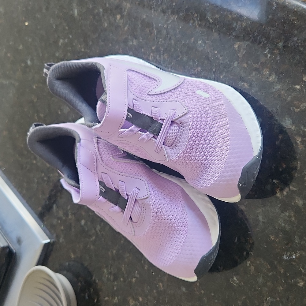 Nike girls running shoes